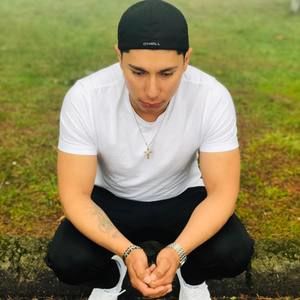 Meet your Posher, Leoncio